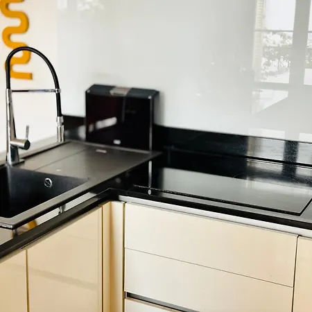 Le Guynemer - Beaux Arts Apartment Cannes